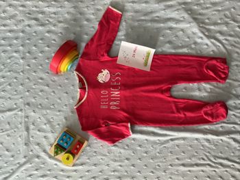 pyjama grenouillère en coton rose inscription devant 24 mois boite à  malices