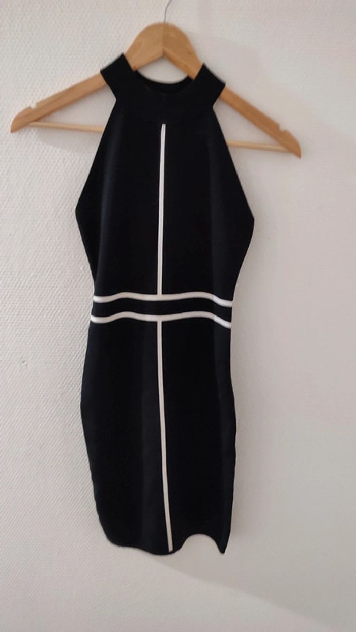 Robe sans manches