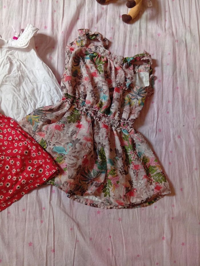 Lot robe 4 ans - photo numéro 3