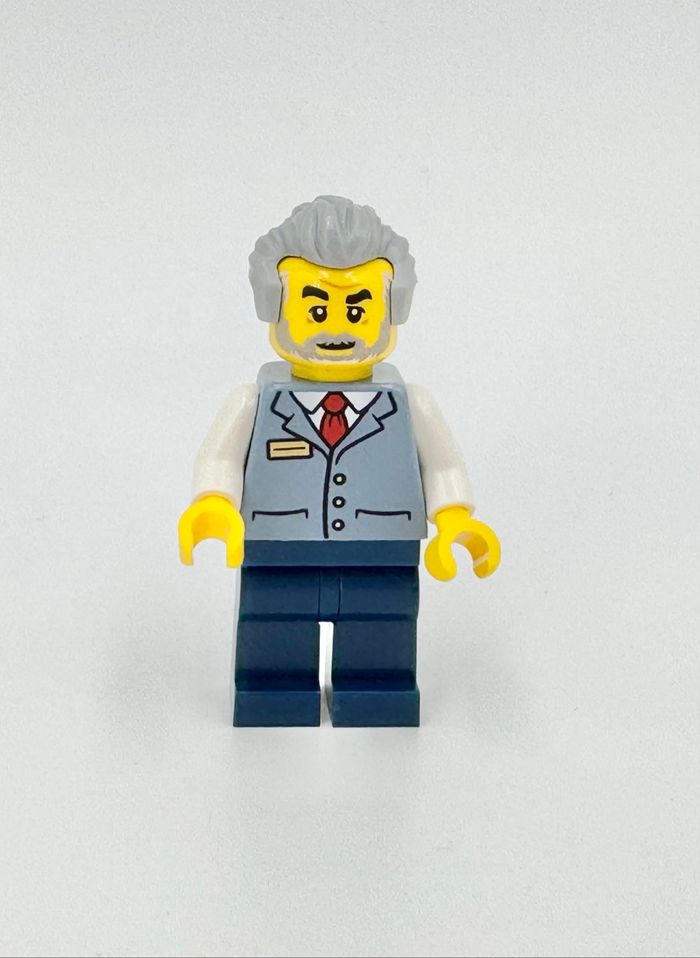 Lego City : Le Chef de Gare - NEUF - photo numéro 2