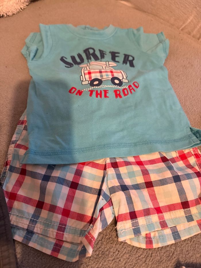 Lot bébé 6 mois - photo numéro 3