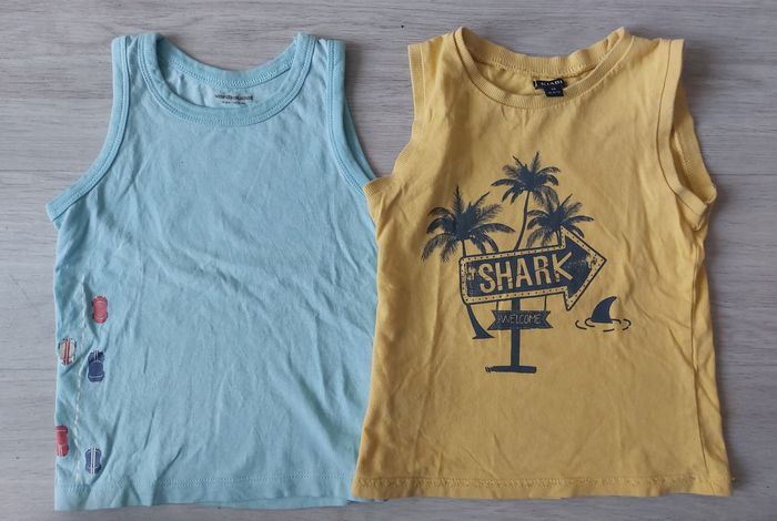 Lot 2 débardeurs 4ans