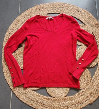 Pull rouge