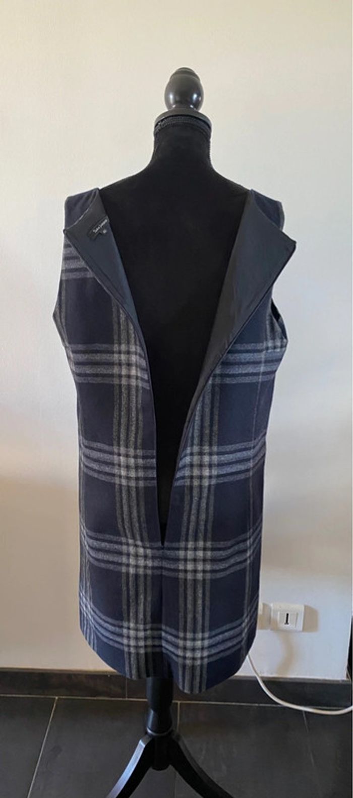 Robe Tara Jarmon marine et grise à carreaux taille 42 - photo numéro 4
