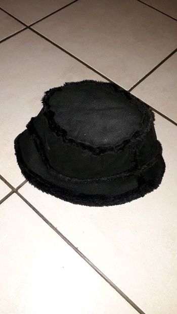 chapeau noir