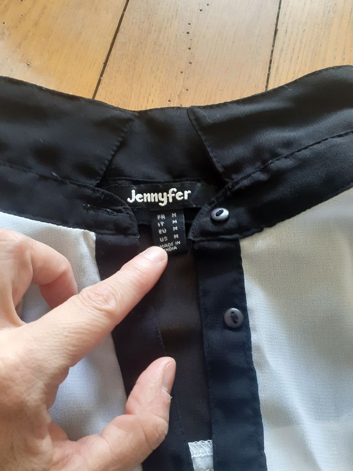 Jean blanc troué Jennyfer+ cadeau chemisette - photo numéro 6