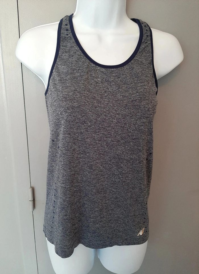 Haut de sport New Balance gris taille S