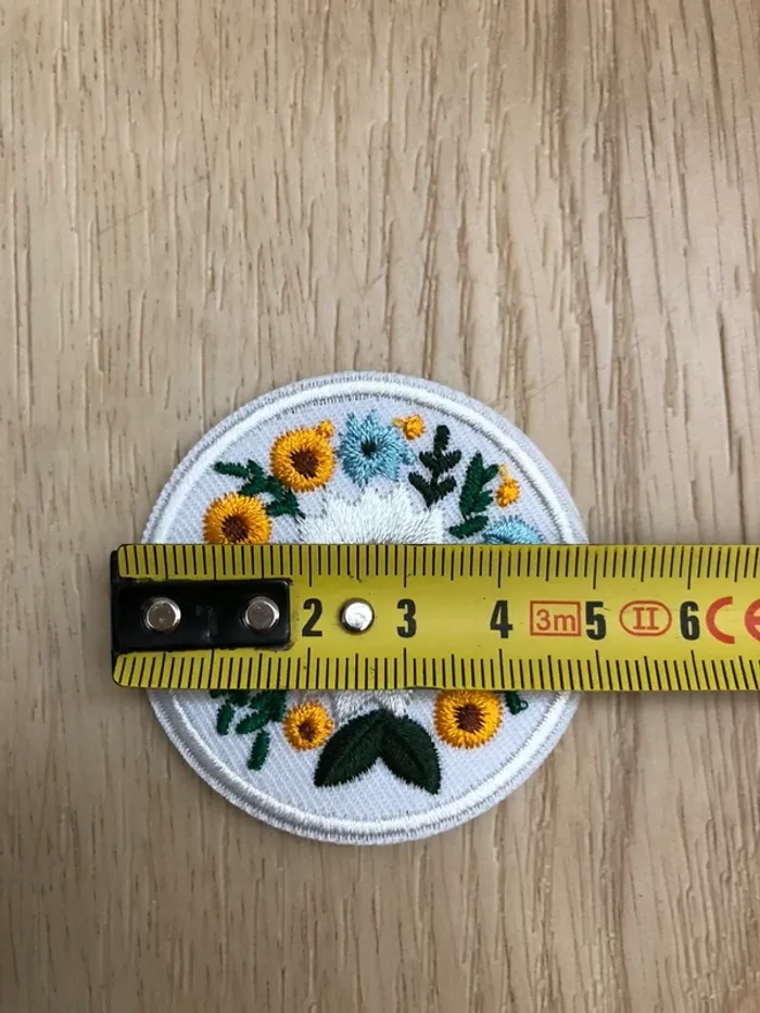 Écusson patch brodé fleur - photo numéro 2
