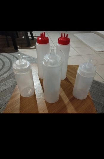 Lot bouteilles distributrices pour topping