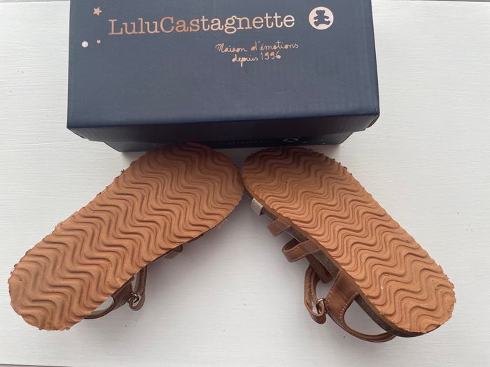 Sandales 26 (29) - photo numéro 2