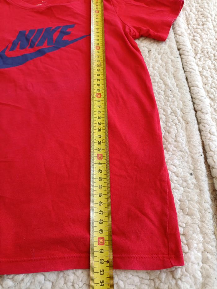 T-shirt rouge logo Nike – enfant 8 ans - photo numéro 6