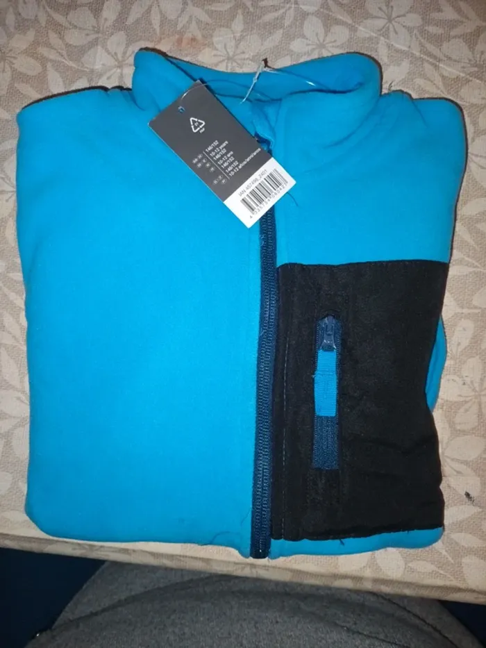 Veste polaire garçon taille 10 12 ans