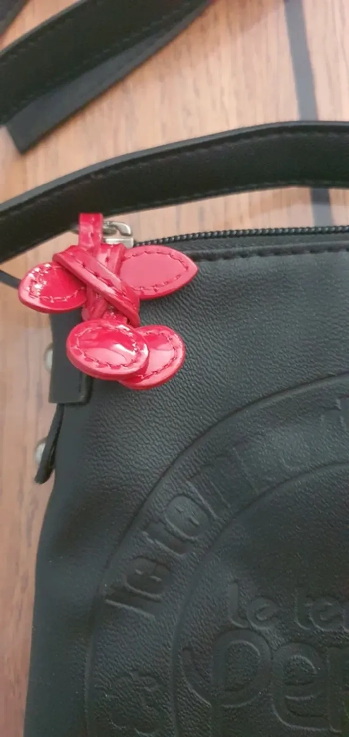 Sac bandoulière neuf Le Temps des cerises - photo numéro 3