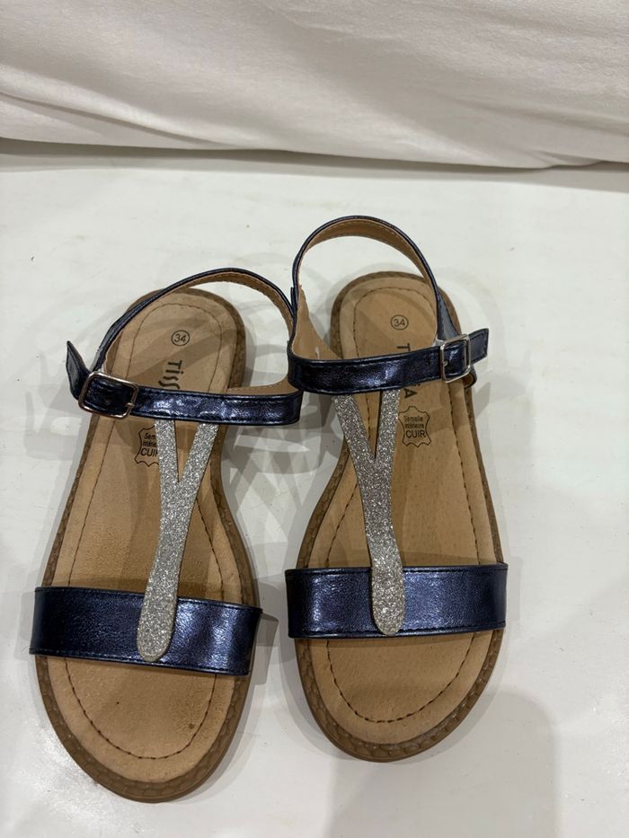 Sandales fille taille 34 - photo numéro 2