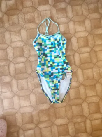 Maillot de bain 1 pièce 12 ans tyr