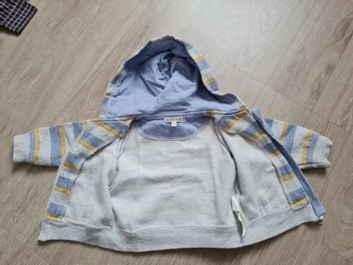 Gilet zippé à capuche - photo numéro 3