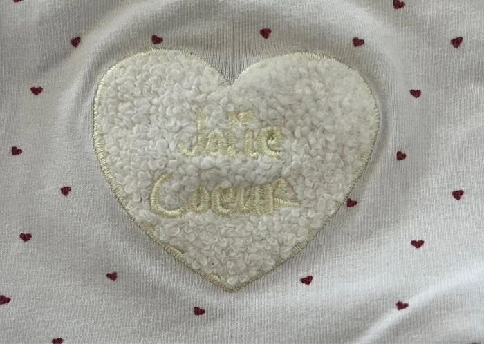 Haut manches longues fille 3 mois – Orchestra – Motifs cœurs - photo numéro 3