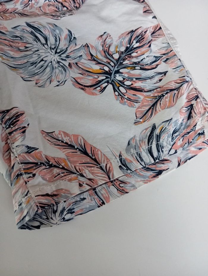 Short T.42 - photo numéro 2