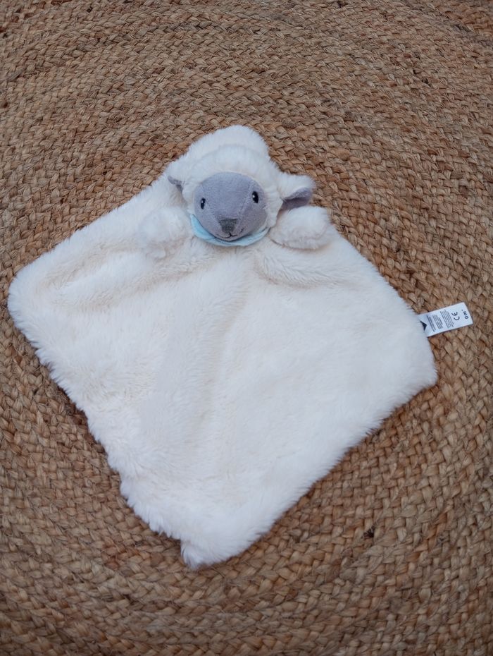Doudou mouton