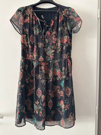 Tres belle robe ikks t34