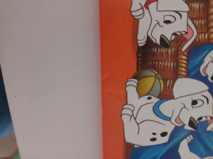 Livre les 101 dalmatiens - photo numéro 4