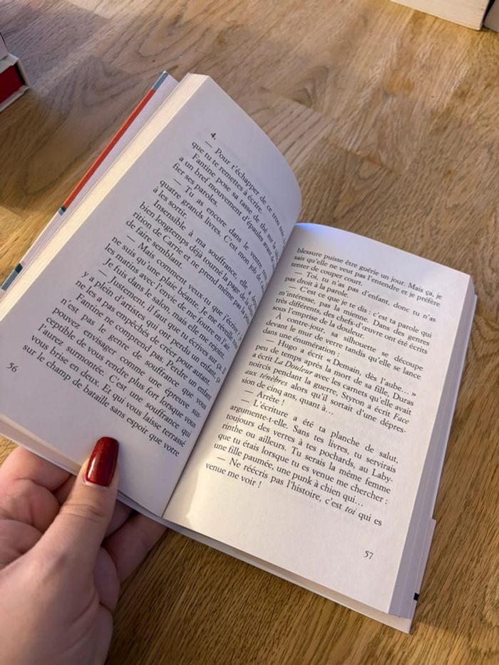 Livre la vie est un roman - photo numéro 5