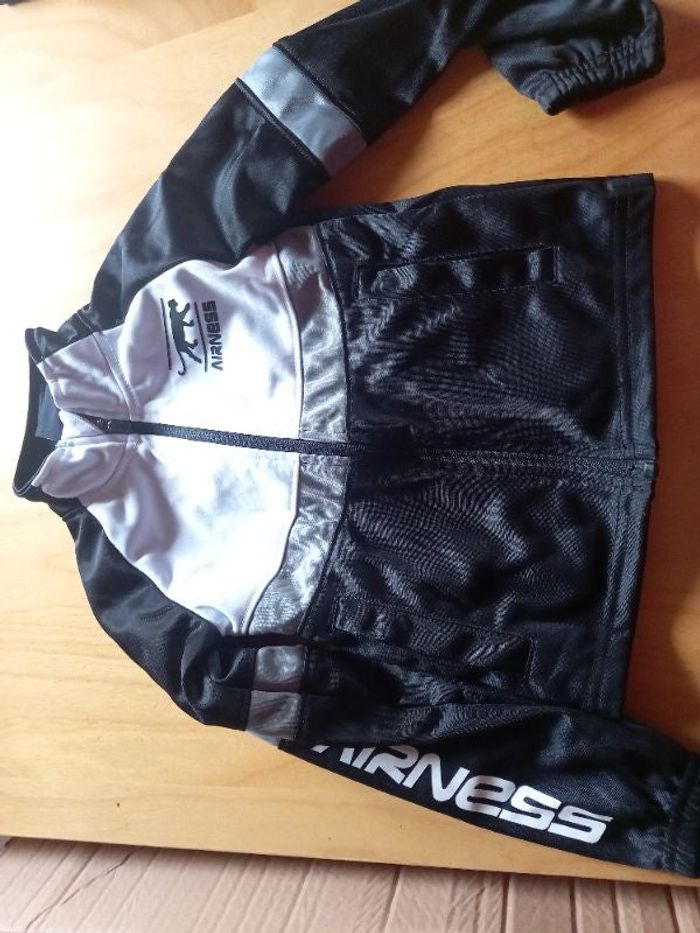 Veste airness 4 ans tbe