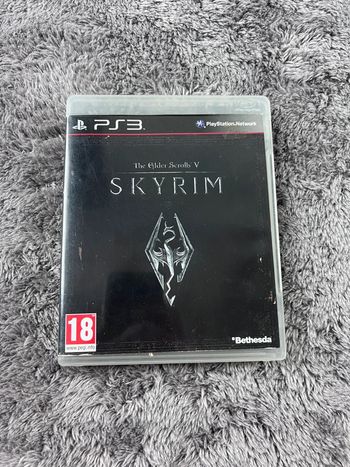 Jeu PS3 – The Elder Scrolls V: Skyrim