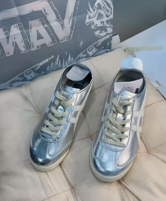 Onitsuka Tiger Mexico 66 Black White taille 40 - photo numéro 3