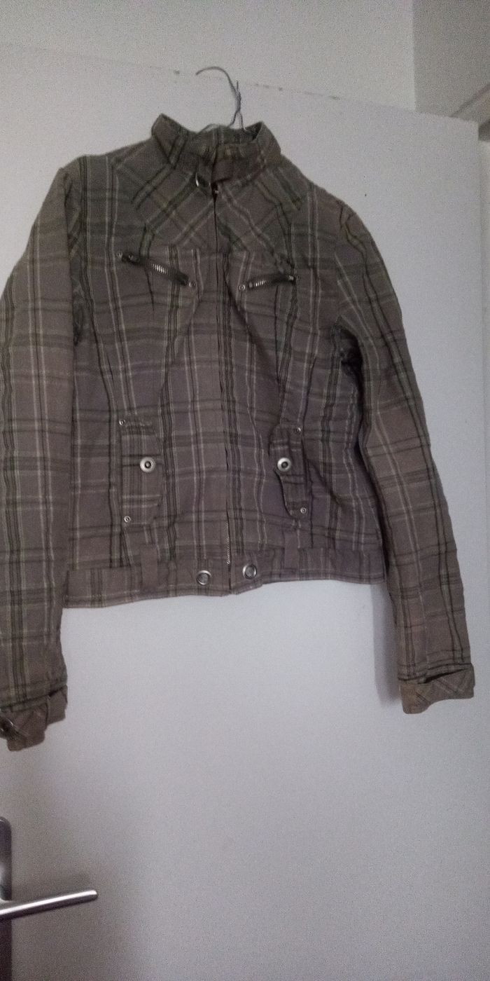 Veste - photo numéro 2