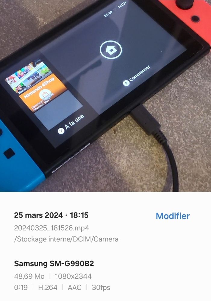 Console Nintendo Switch comme neuve + 1 jeu - photo numéro 7