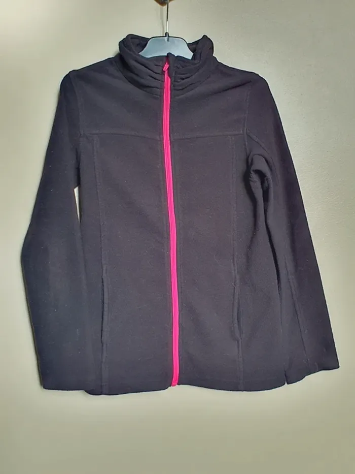 Veste polaire noire Tissaia taille 12 ans