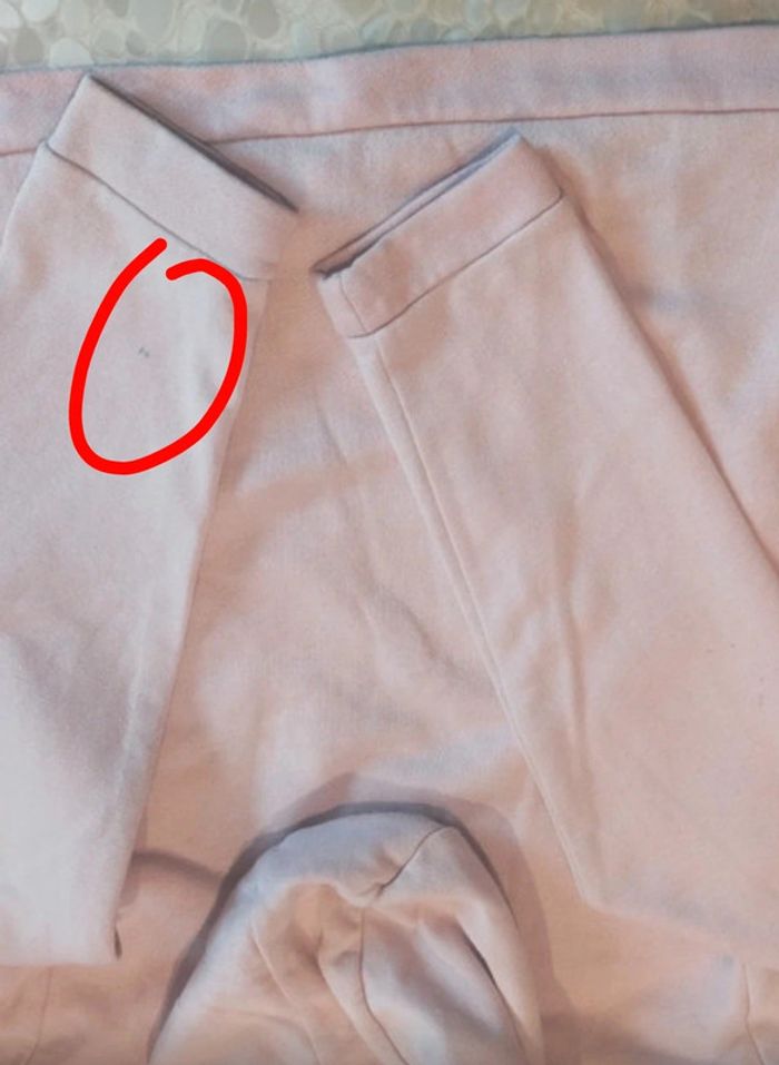 Pull a capuche rose Kiabi 10 ans . - photo numéro 16