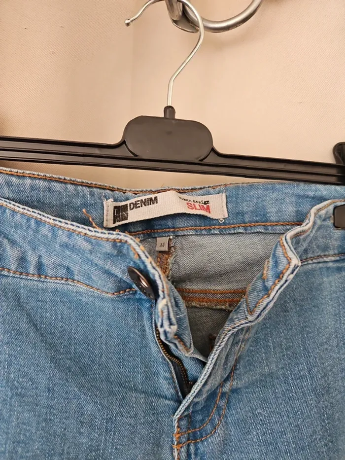 Jeans bleu clair - photo numéro 2