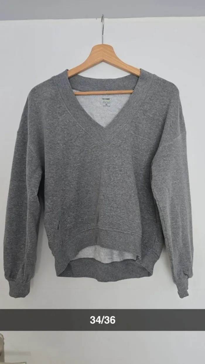 Sweat gris