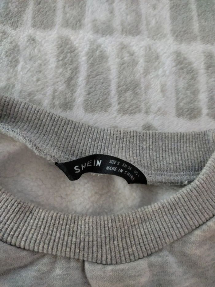 Sweat large ample court gris Shein taille S - photo numéro 4