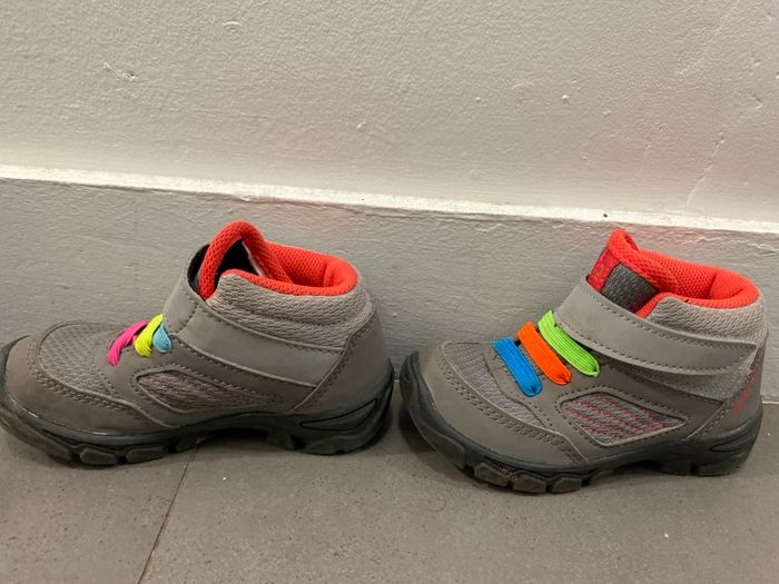 Bottines Rose/Gris Decathlon Taille 22/23 - photo numéro 3