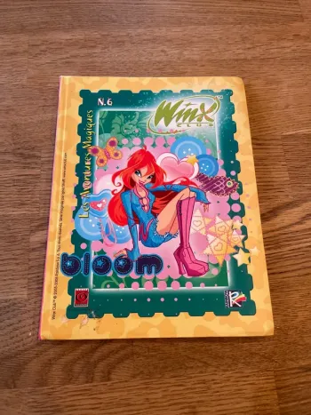 Livre Winx Club Les aventures magiques Numéro 6