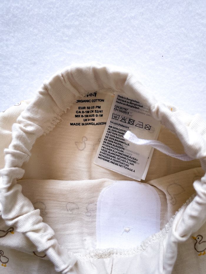 Pull + Pantalon 1mois - photo numéro 3