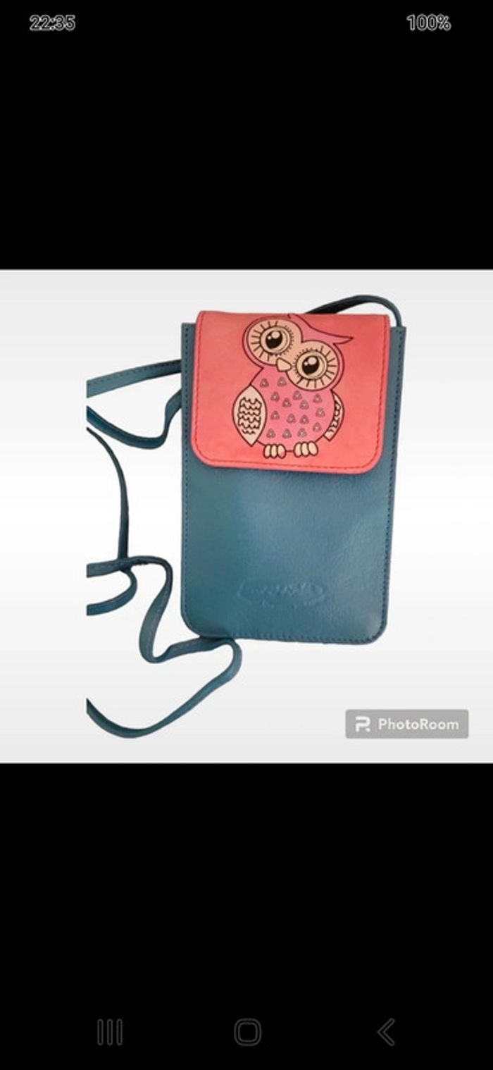 Tres jolie pochette téléphone - photo numéro 3