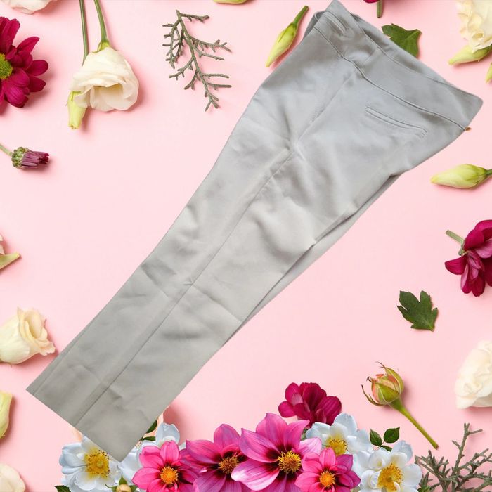 Lot de 7 pantalons 🚺 - photo numéro 2