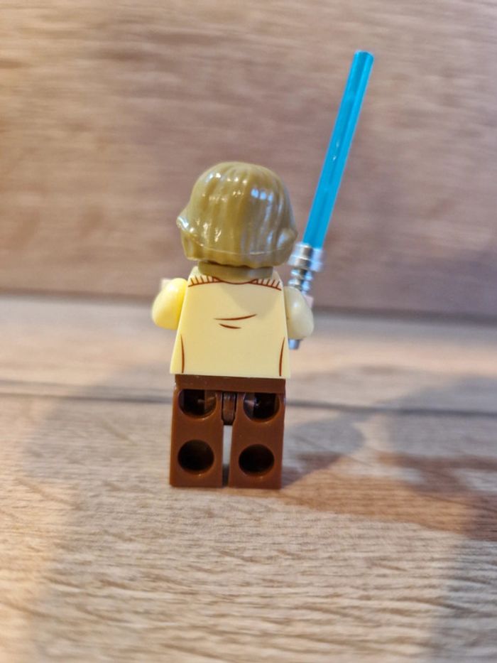 Figurine type lego Jedi Luke Skywalker star wars - photo numéro 3
