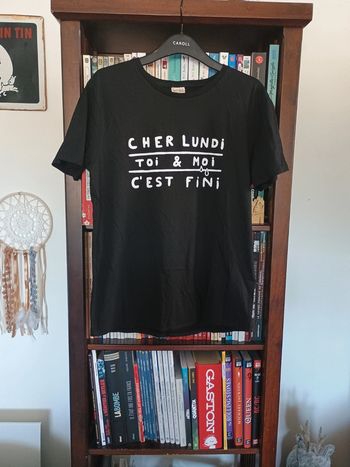 Tee shirt noir avec phrase TXL