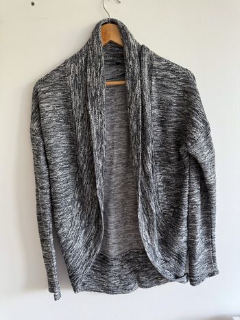 Gilet cardigan noir blanc kiabi taille 36 S