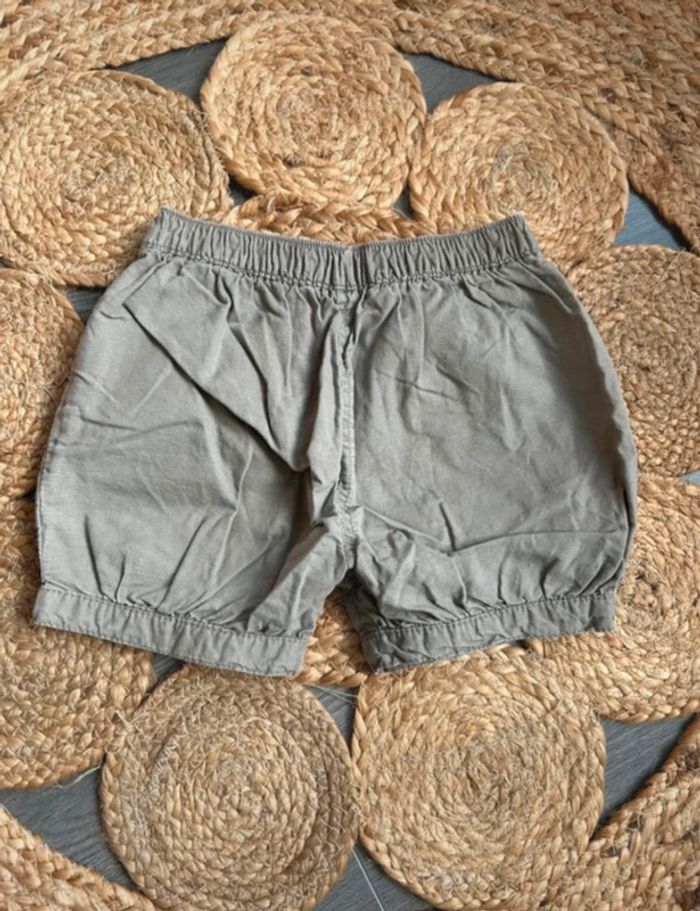 Short gris Lulu Castagnette 23 mois - photo numéro 2