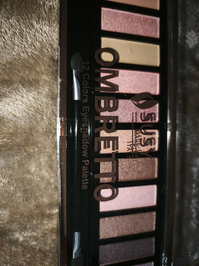Palette de fard a paupières - photo numéro 2