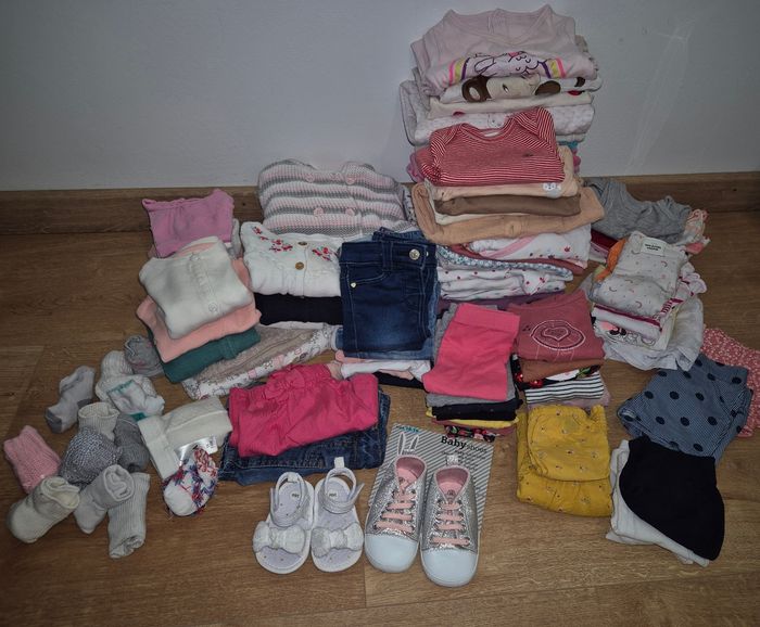 Gros lot de vêtements en 3mois