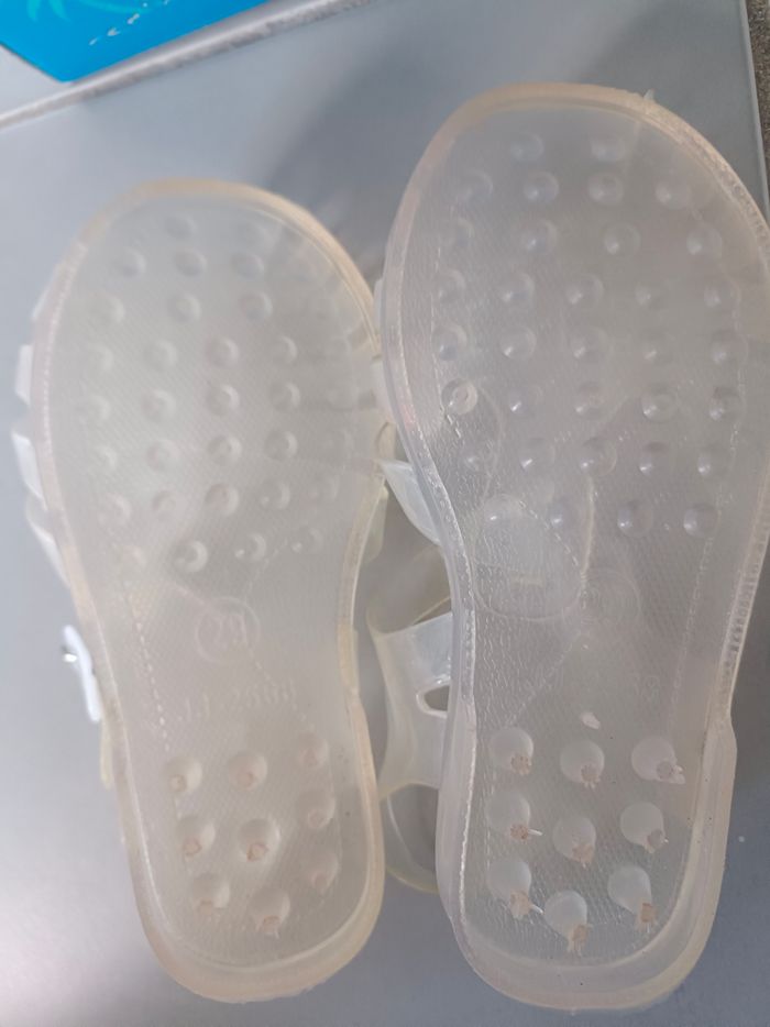 Chaussures de plage, méduses transparentes, chaussures aquatiques en 29 - photo numéro 3