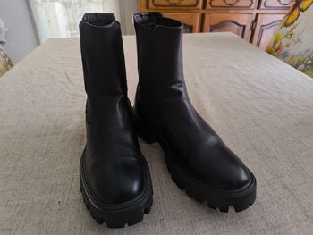 Bottine femme pointure 39 ( neuf)