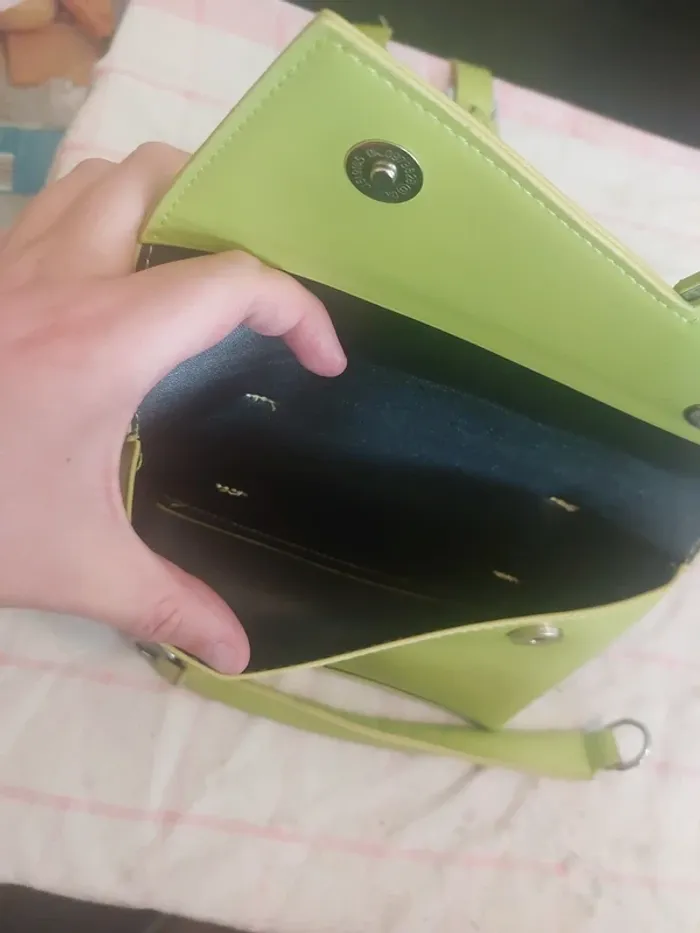 Sac à main vert fluo - photo numéro 9